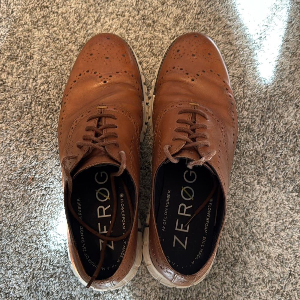 Cole Haan grand zero wing tip shoe. Size 10
